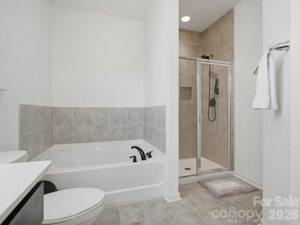 3011 Pinehills Way Mount Holly NC 28120