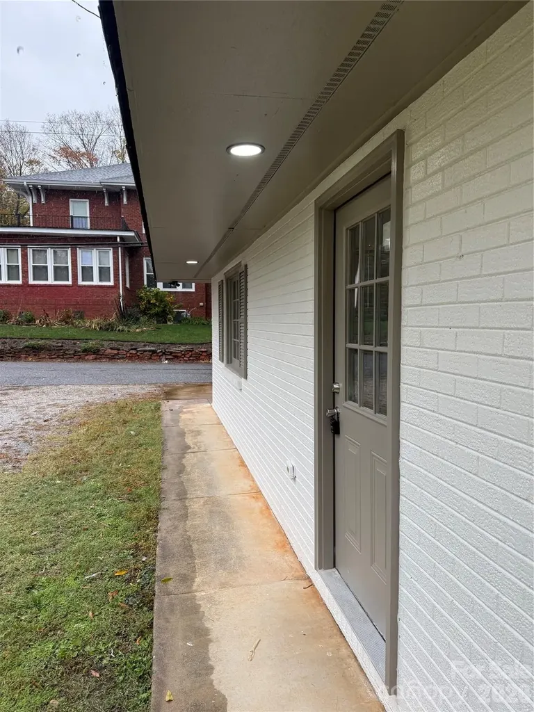1295 N Main Avenue Newton NC 28658