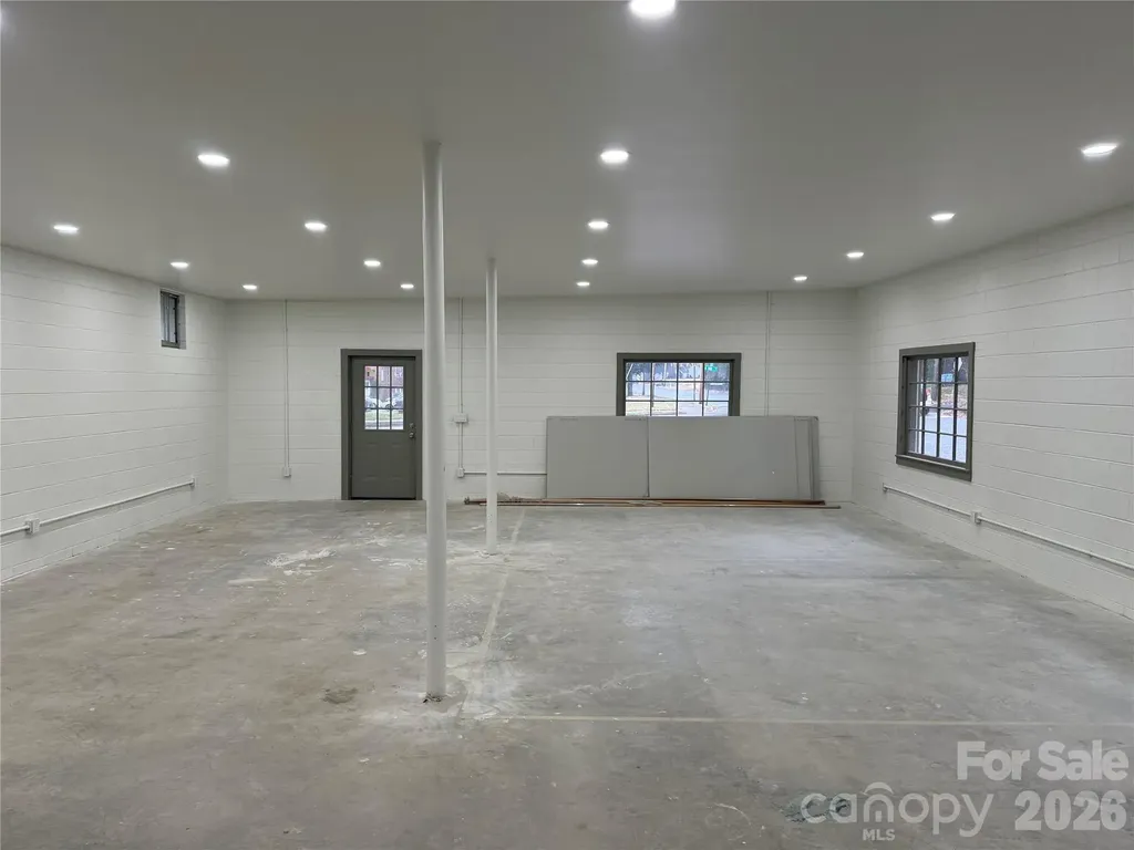 1295 N Main Avenue Newton NC 28658