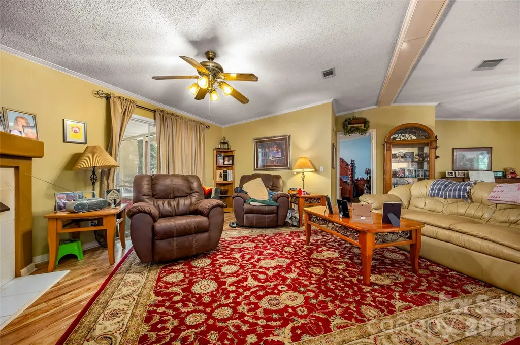 98 Lanning Drive Columbus NC 28722