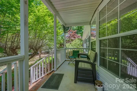 98 Lanning Drive Columbus NC 28722