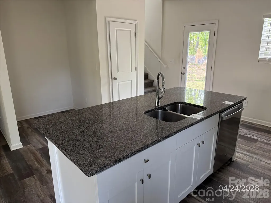113 Teak Drive Statesville NC 28625
