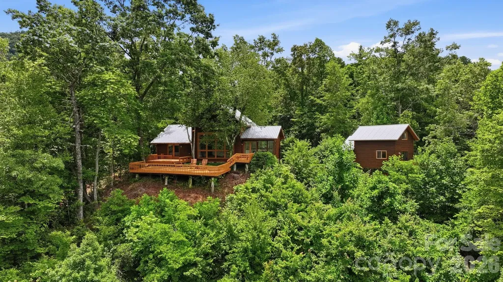 11150 Highway 19w Highway Bryson City NC 28713