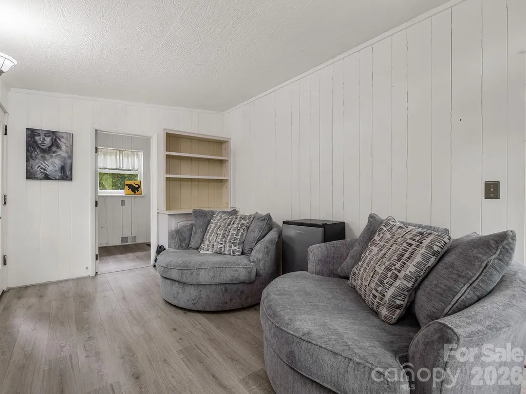 41 Red Bird Road Tryon NC 28782