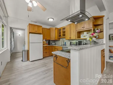 41 Red Bird Road Tryon NC 28782
