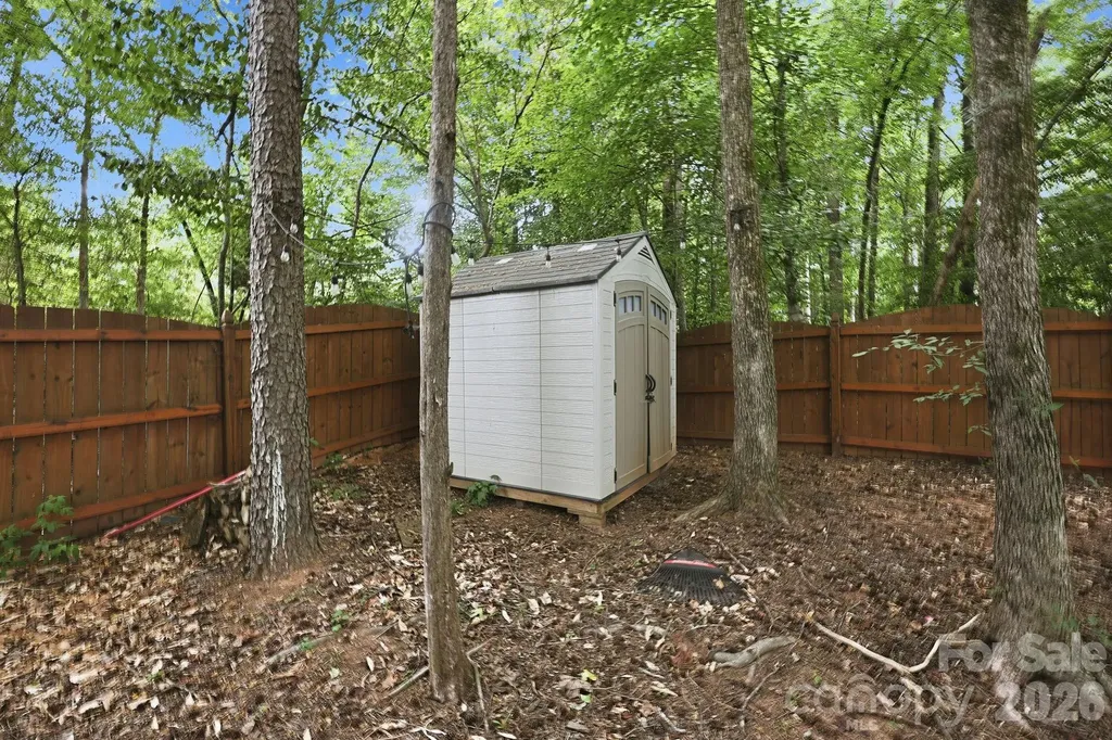 6207 Blue Ash Lane Charlotte NC 28215