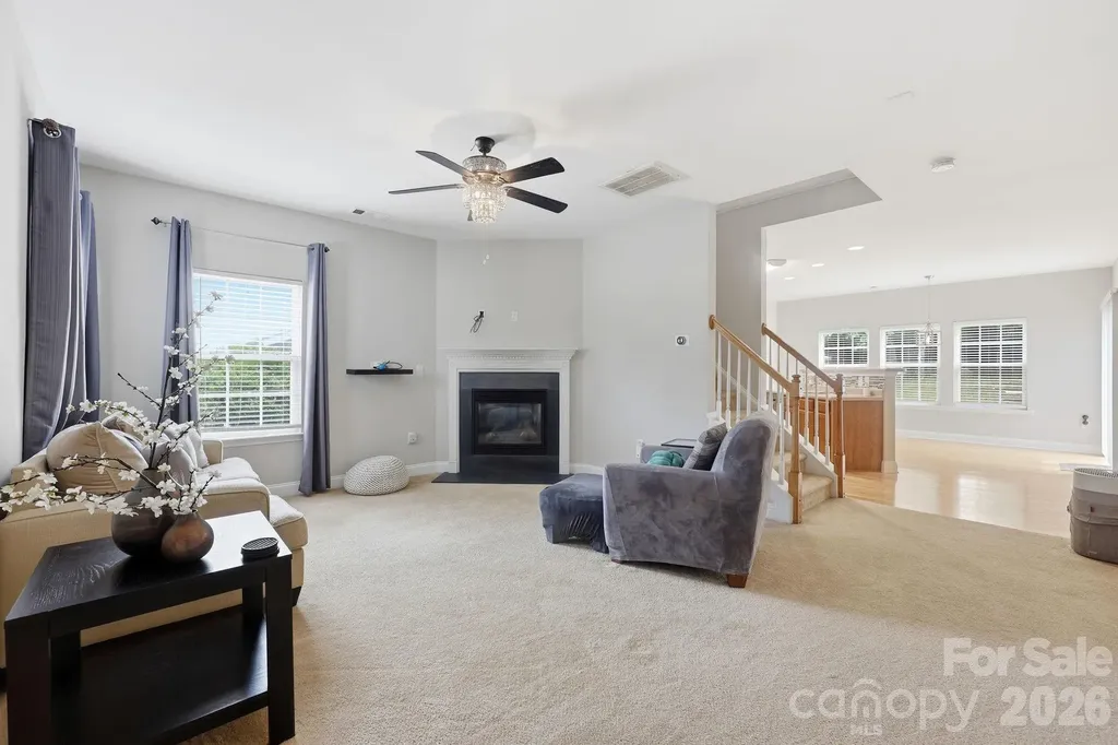 6207 Blue Ash Lane Charlotte NC 28215