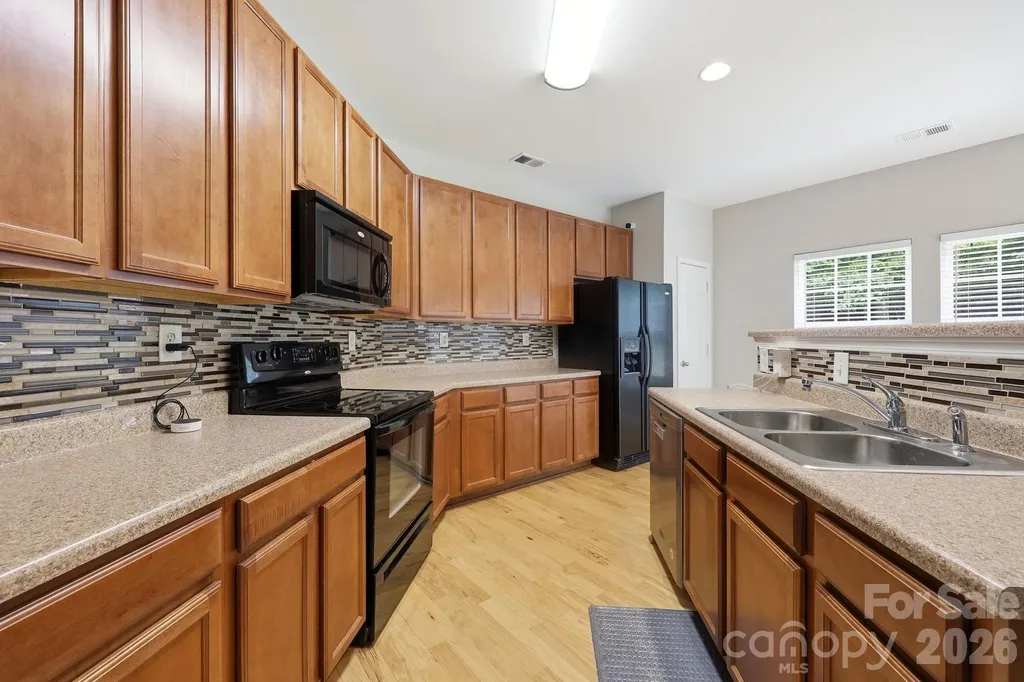 6207 Blue Ash Lane Charlotte NC 28215