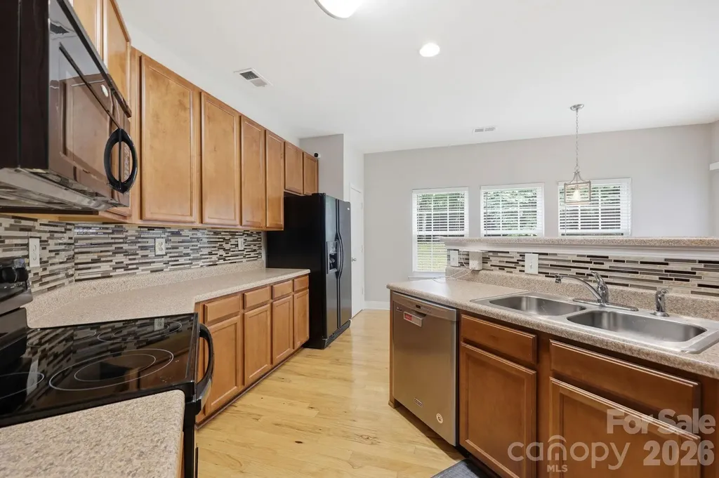 6207 Blue Ash Lane Charlotte NC 28215