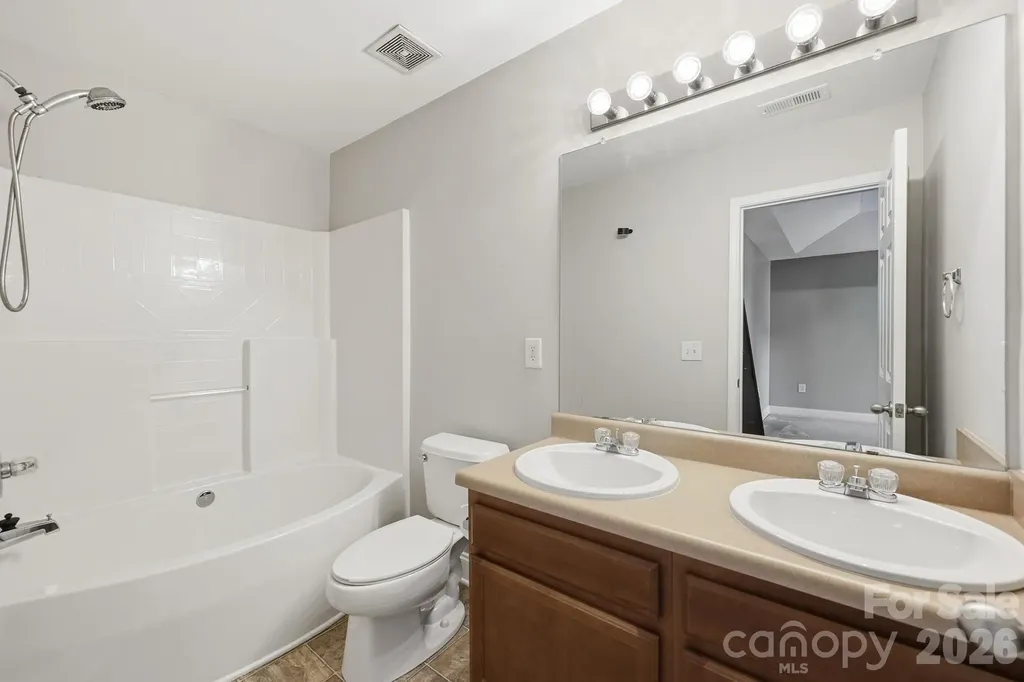 6207 Blue Ash Lane Charlotte NC 28215