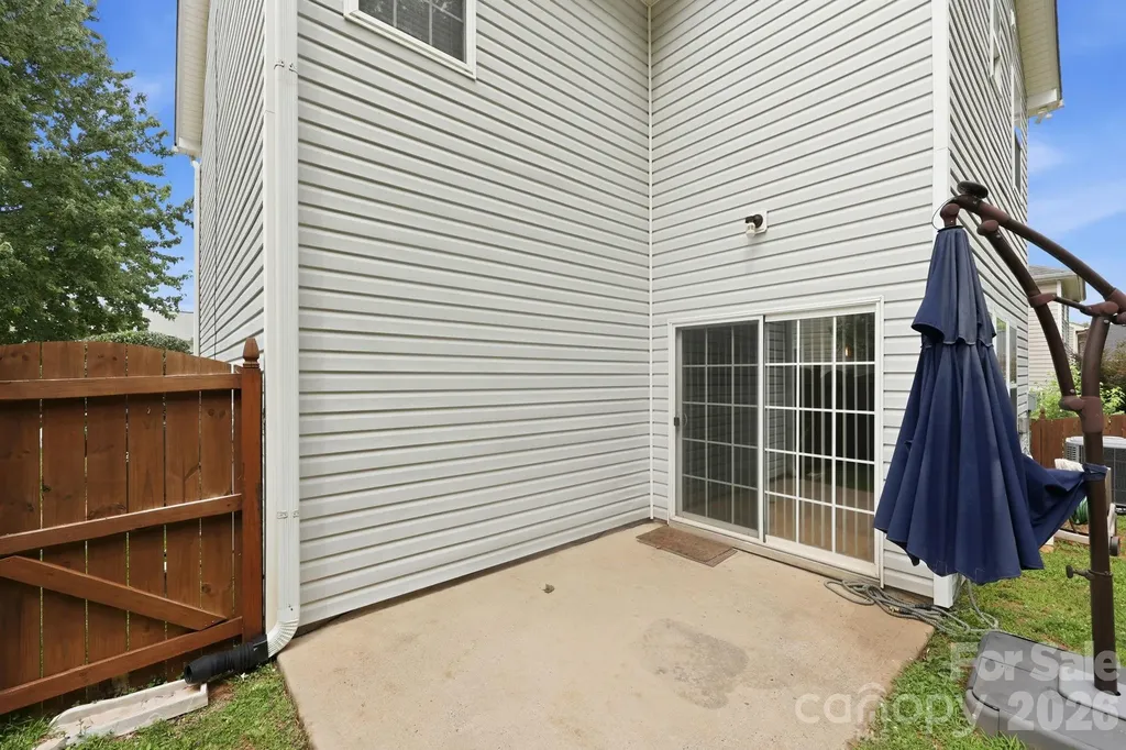 6207 Blue Ash Lane Charlotte NC 28215