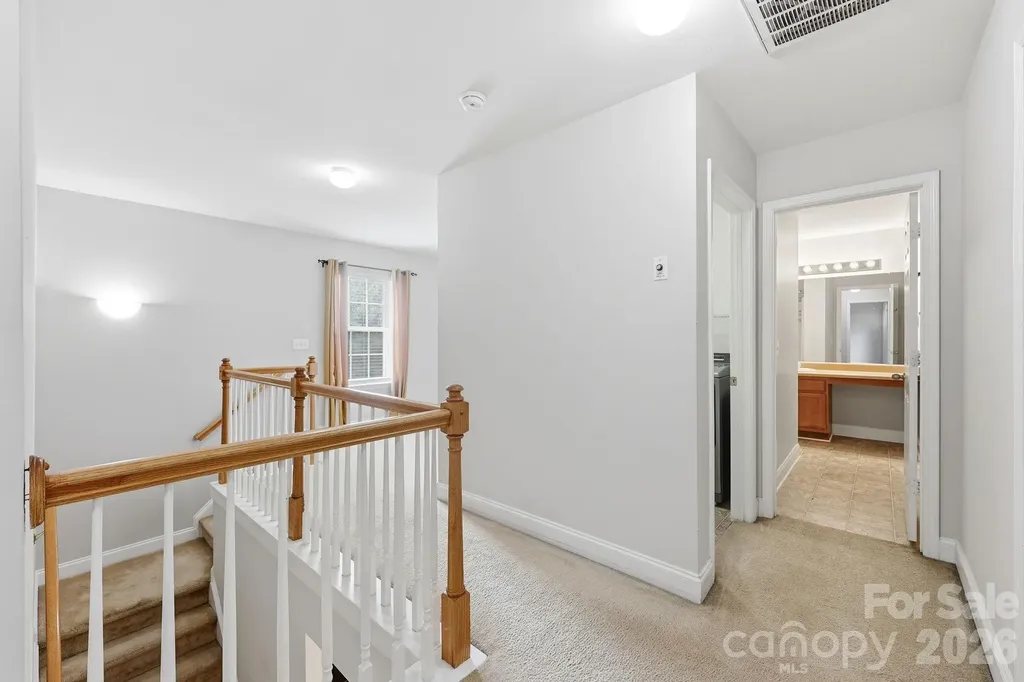 6207 Blue Ash Lane Charlotte NC 28215