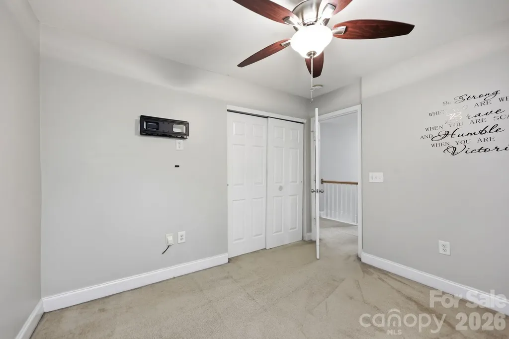 6207 Blue Ash Lane Charlotte NC 28215