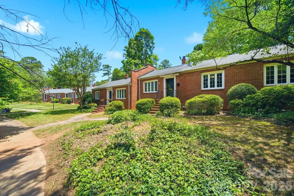 1833 Jameston Drive Charlotte NC 28209