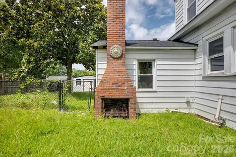 315 W Blakeney Street Pageland SC 29728