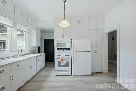 315 W Blakeney Street Pageland SC 29728