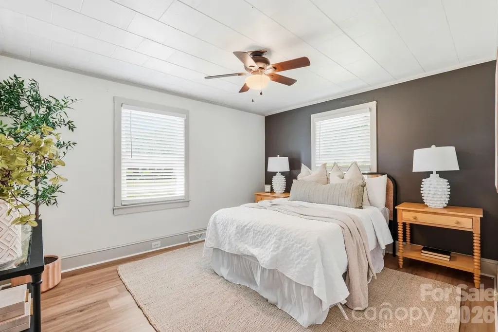 2758 Martin Street Walkertown NC 27051