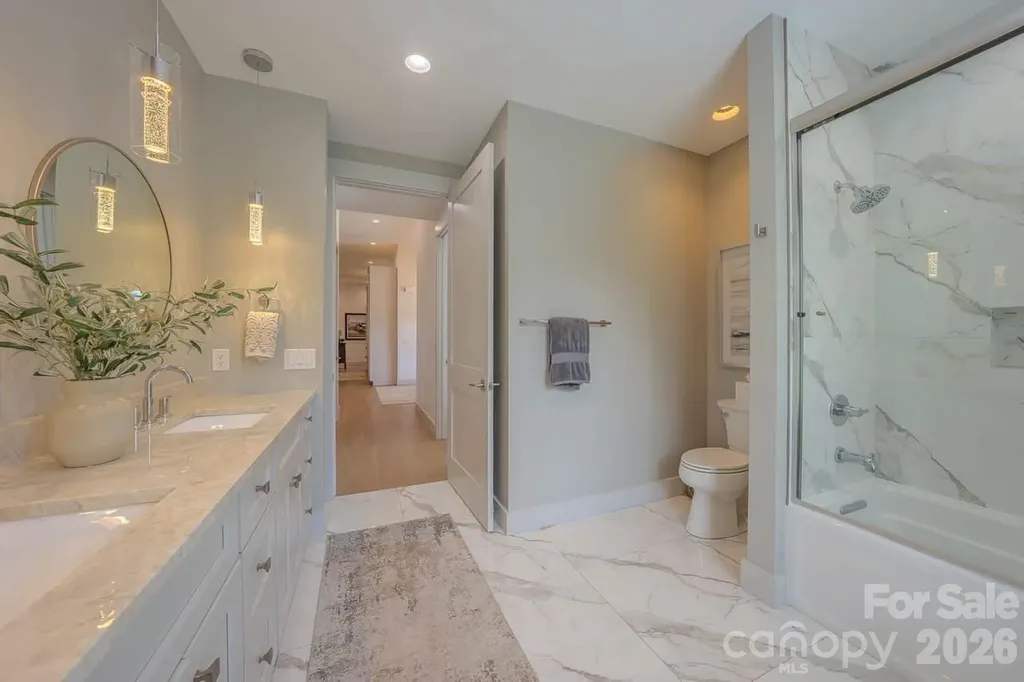 73 Angelina Lane Mills River NC 28759