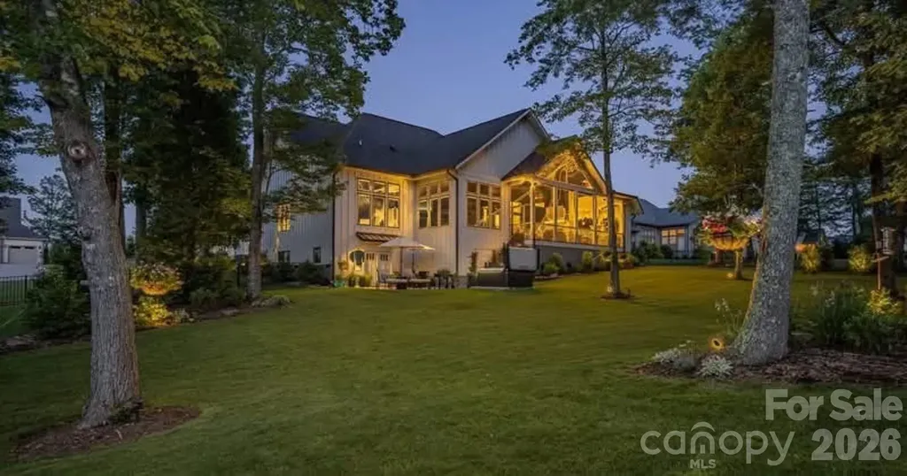73 Angelina Lane Mills River NC 28759
