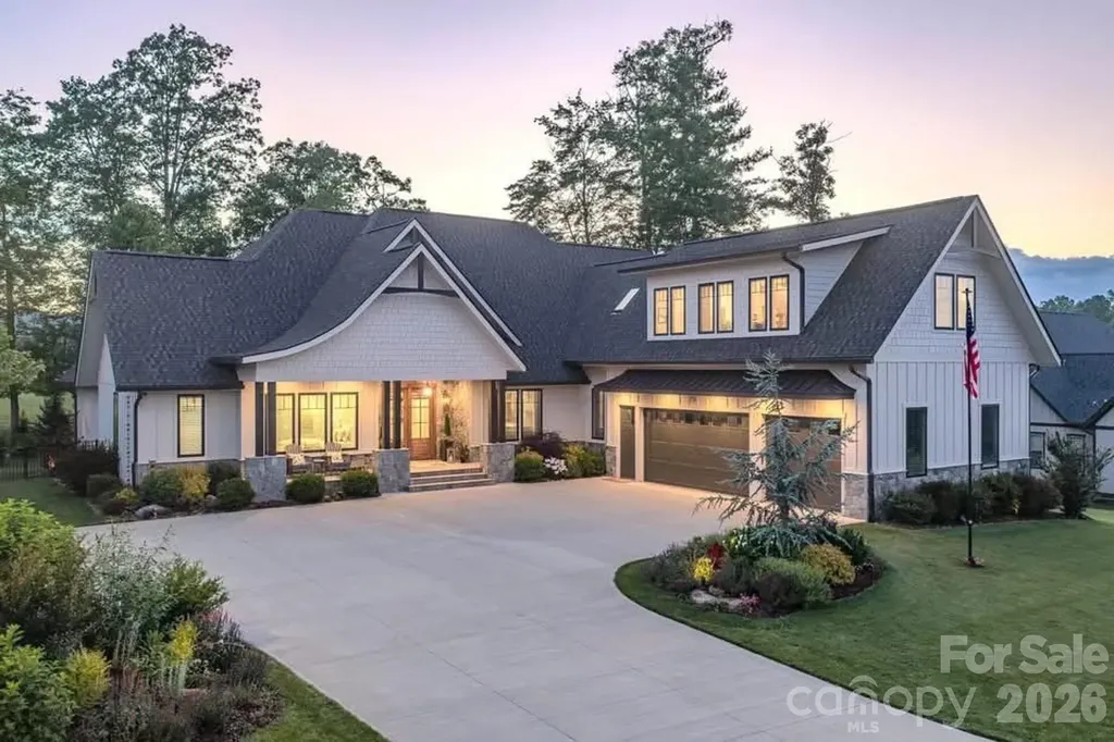 73 Angelina Lane Mills River NC 28759