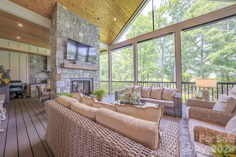 73 Angelina Lane Mills River NC 28759