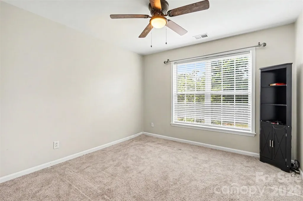 8021 Pelorus Lane Charlotte NC 28269