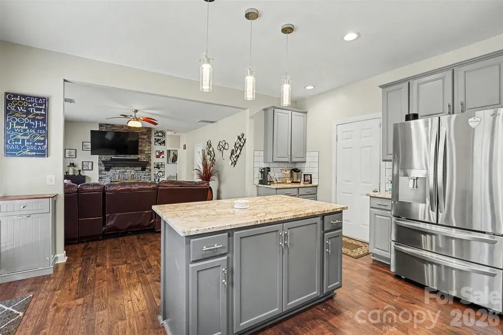 8021 Pelorus Lane Charlotte NC 28269