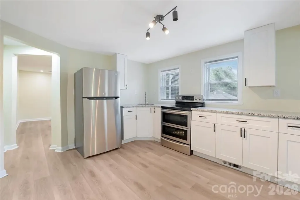 304 S Derby Avenue Newton NC 28658