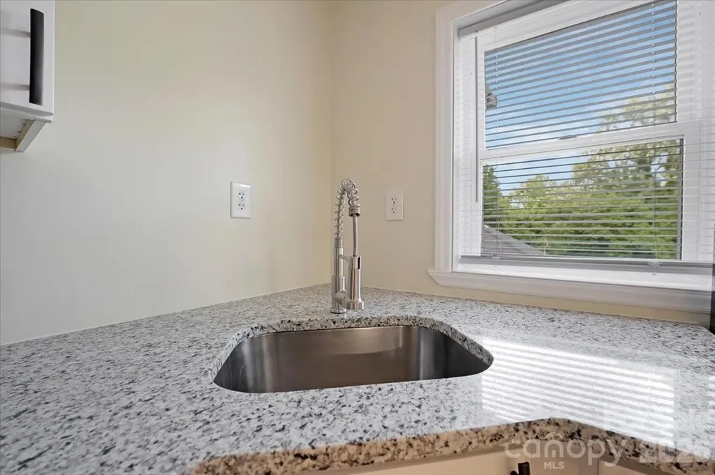 304 S Derby Avenue Newton NC 28658