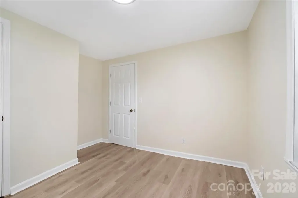 304 S Derby Avenue Newton NC 28658