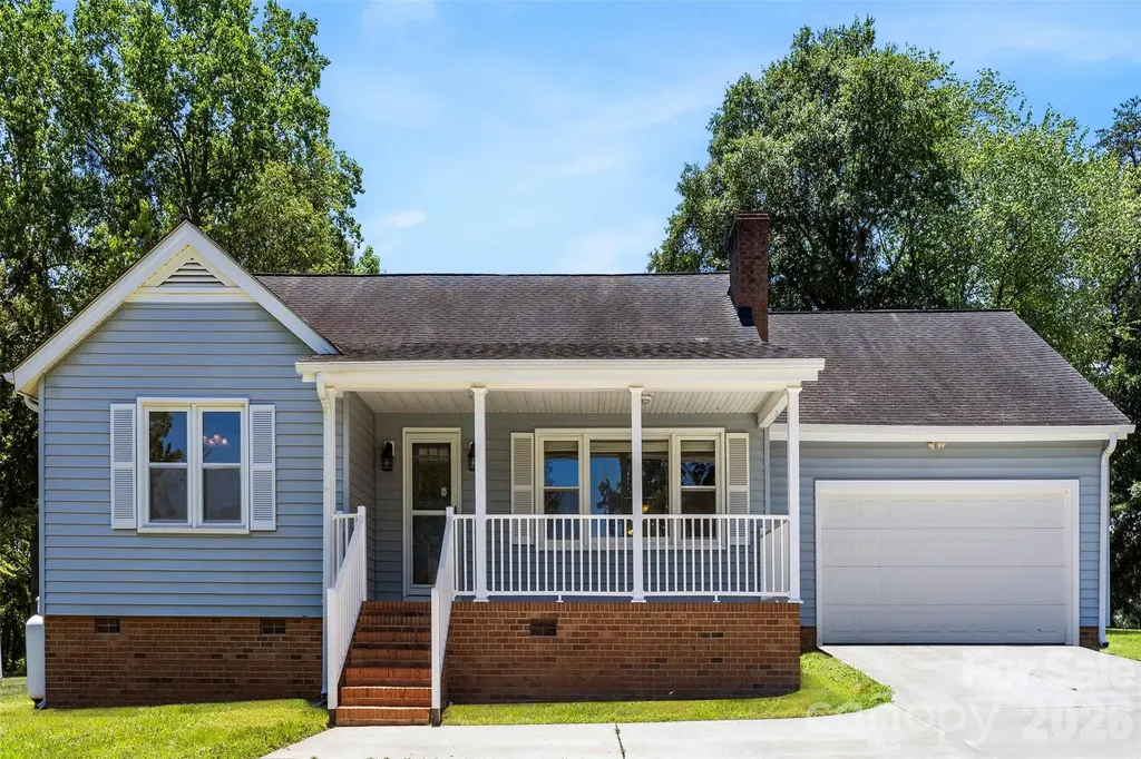 3447 Lake Shore Road S Denver NC 28037