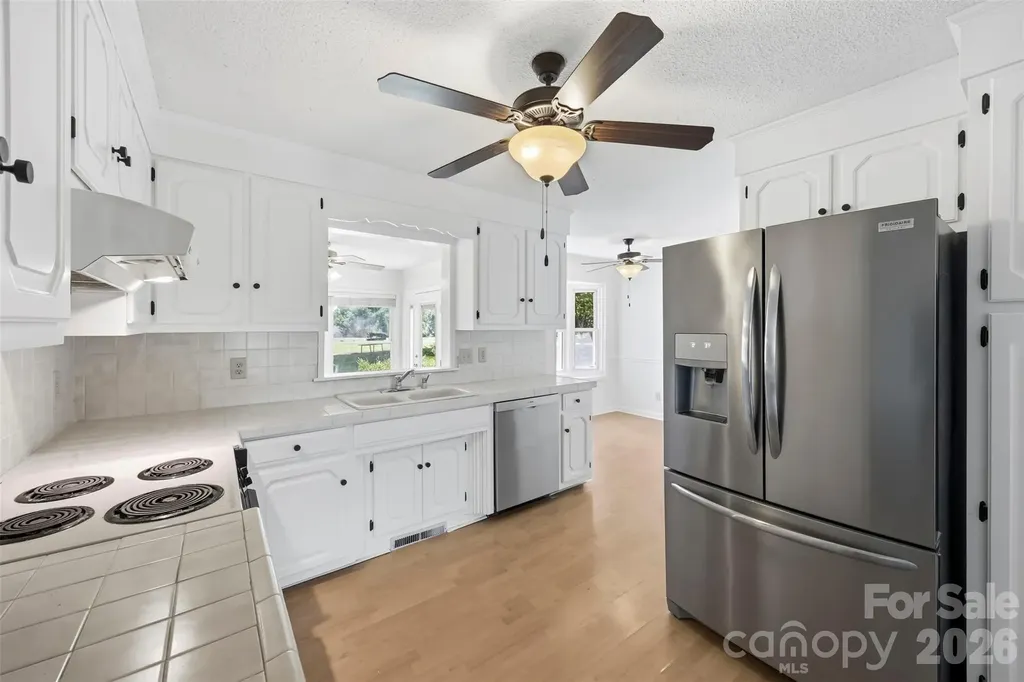 3447 Lake Shore Road S Denver NC 28037