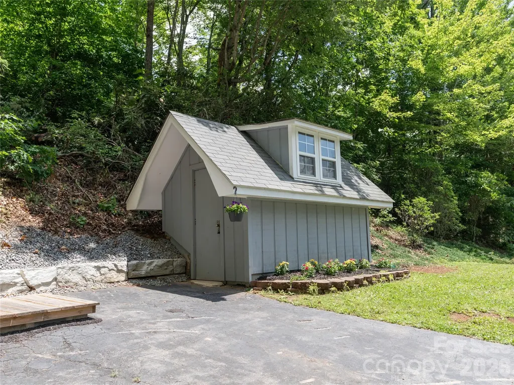 45 Mountain View Avenue Black Mountain NC 28711