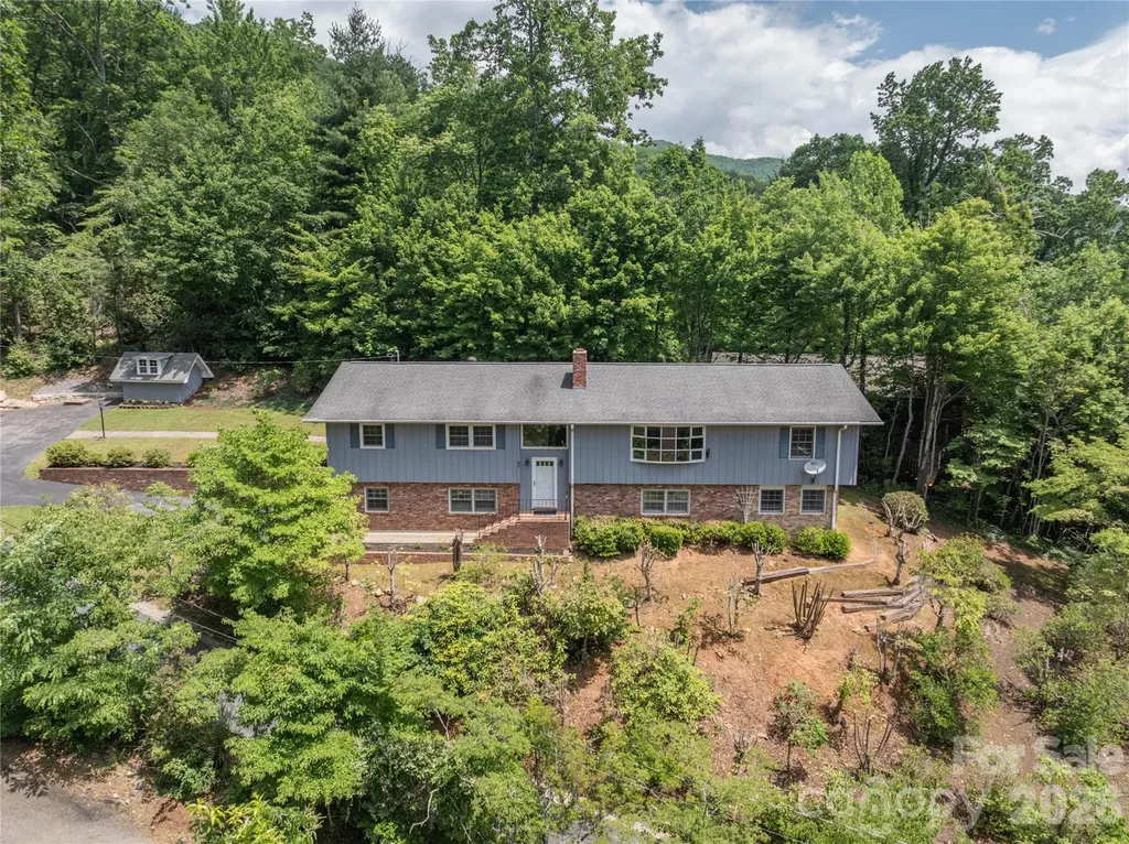 45 Mountain View Avenue Black Mountain NC 28711