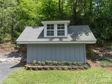 45 Mountain View Avenue Black Mountain NC 28711