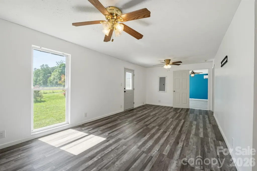 547 Pea Ridge Street Morganton NC 28655