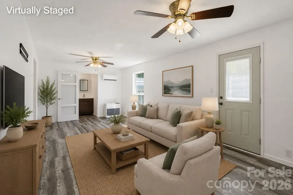 547 Pea Ridge Street Morganton NC 28655