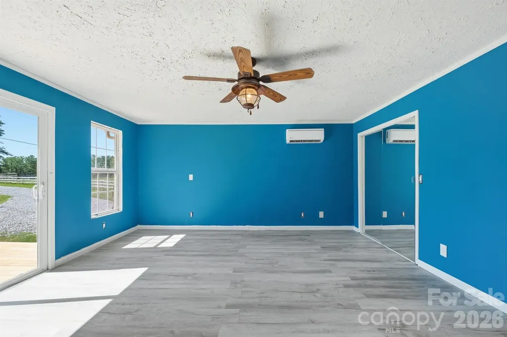 547 Pea Ridge Street Morganton NC 28655