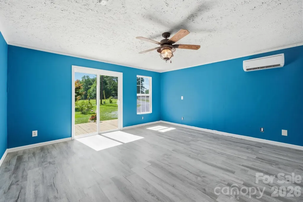547 Pea Ridge Street Morganton NC 28655