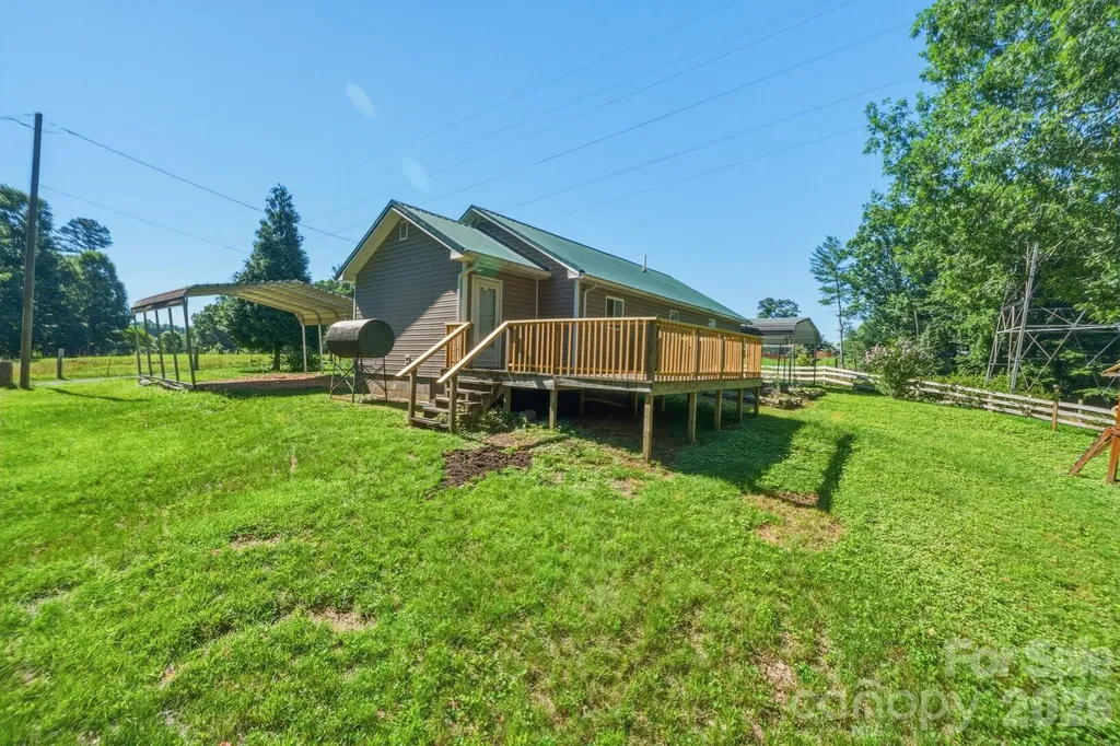 547 Pea Ridge Street Morganton NC 28655