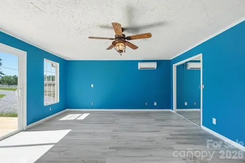 547 Pea Ridge Street Morganton NC 28655