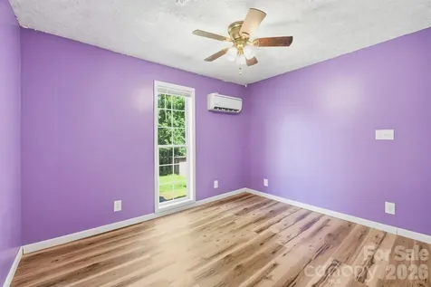 547 Pea Ridge Street Morganton NC 28655