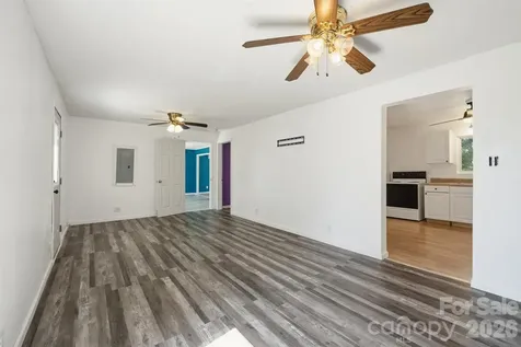 547 Pea Ridge Street Morganton NC 28655