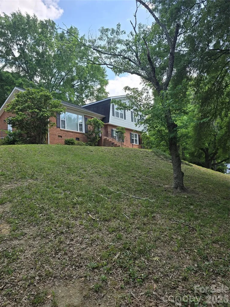 7727 Ritter Drive Charlotte NC 28270