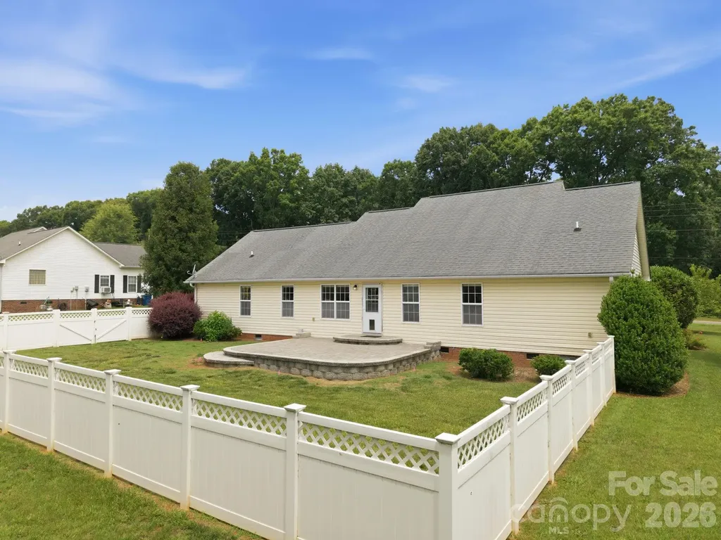 210 Jane Sowers Road Statesville NC 28625