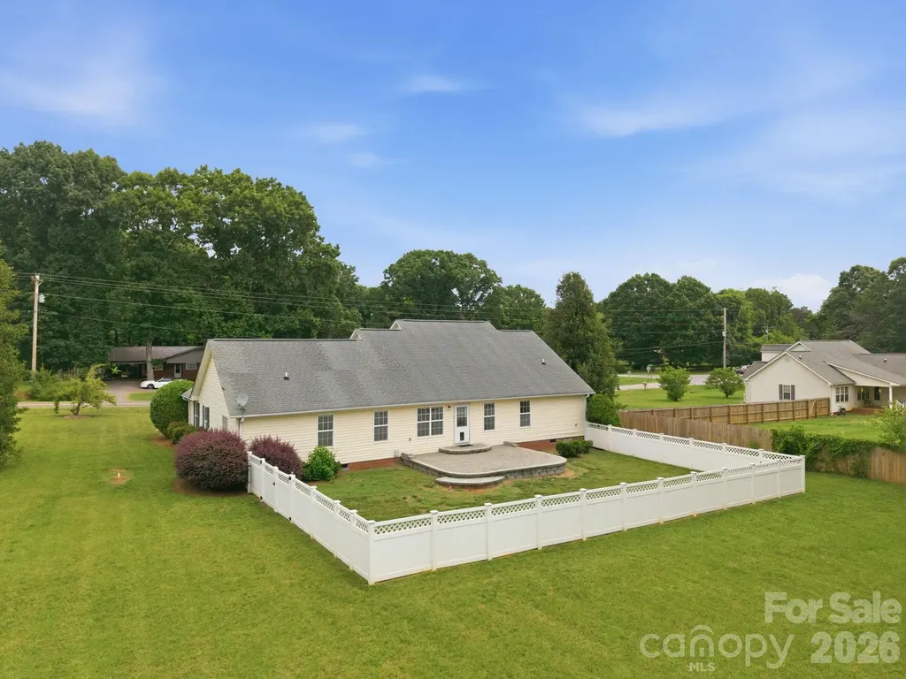 210 Jane Sowers Road Statesville NC 28625