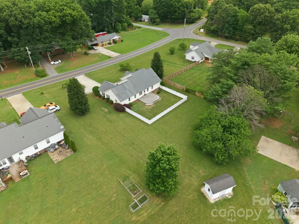 210 Jane Sowers Road Statesville NC 28625
