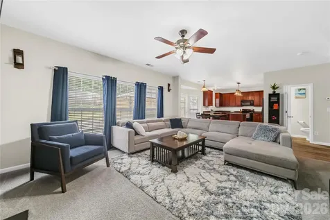 1721 Canebrook Glen York SC 29745