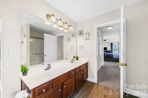 1721 Canebrook Glen York SC 29745