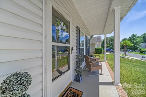 1721 Canebrook Glen York SC 29745